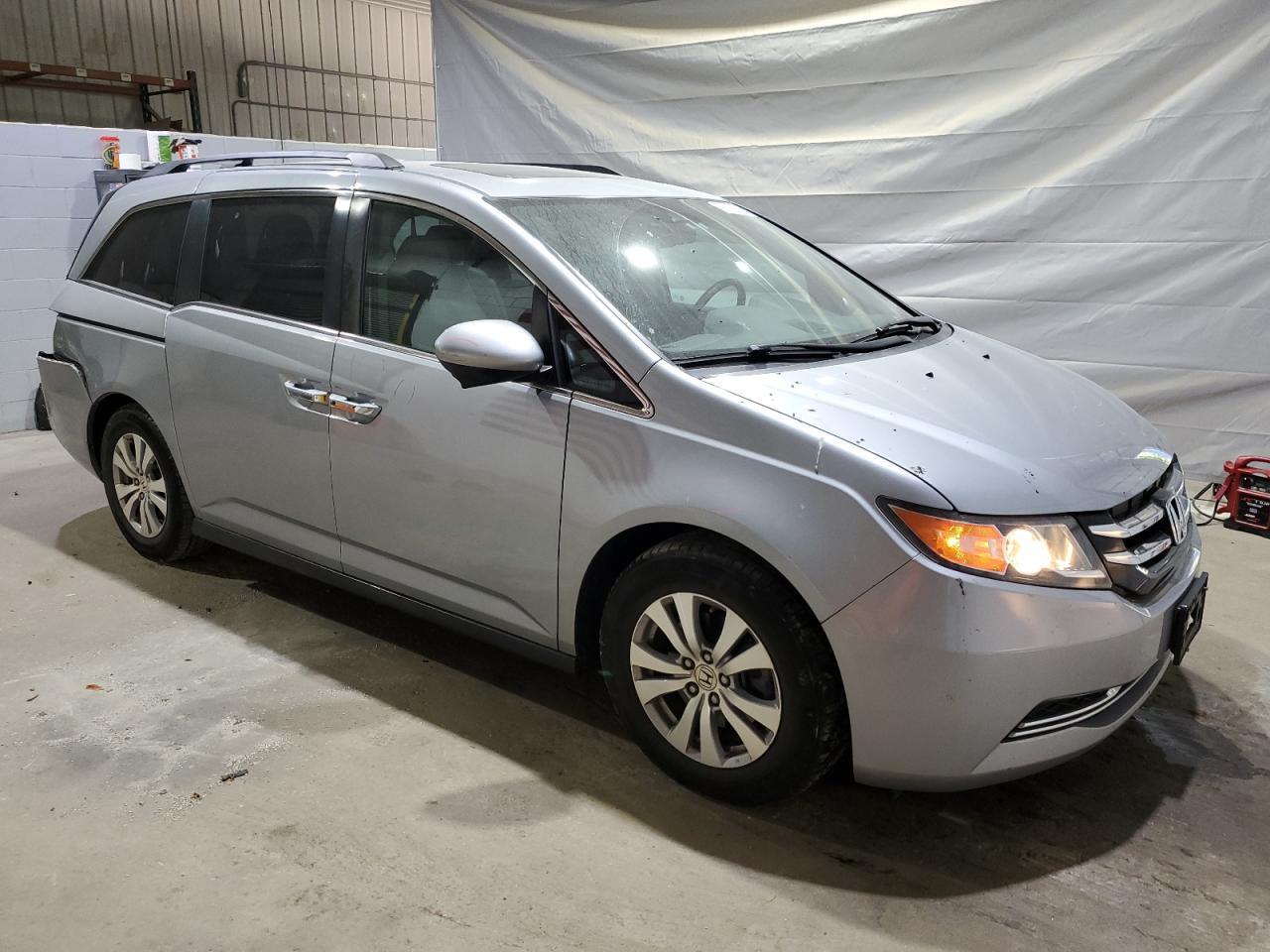 2016 Honda Odyssey Ex - Image 4
