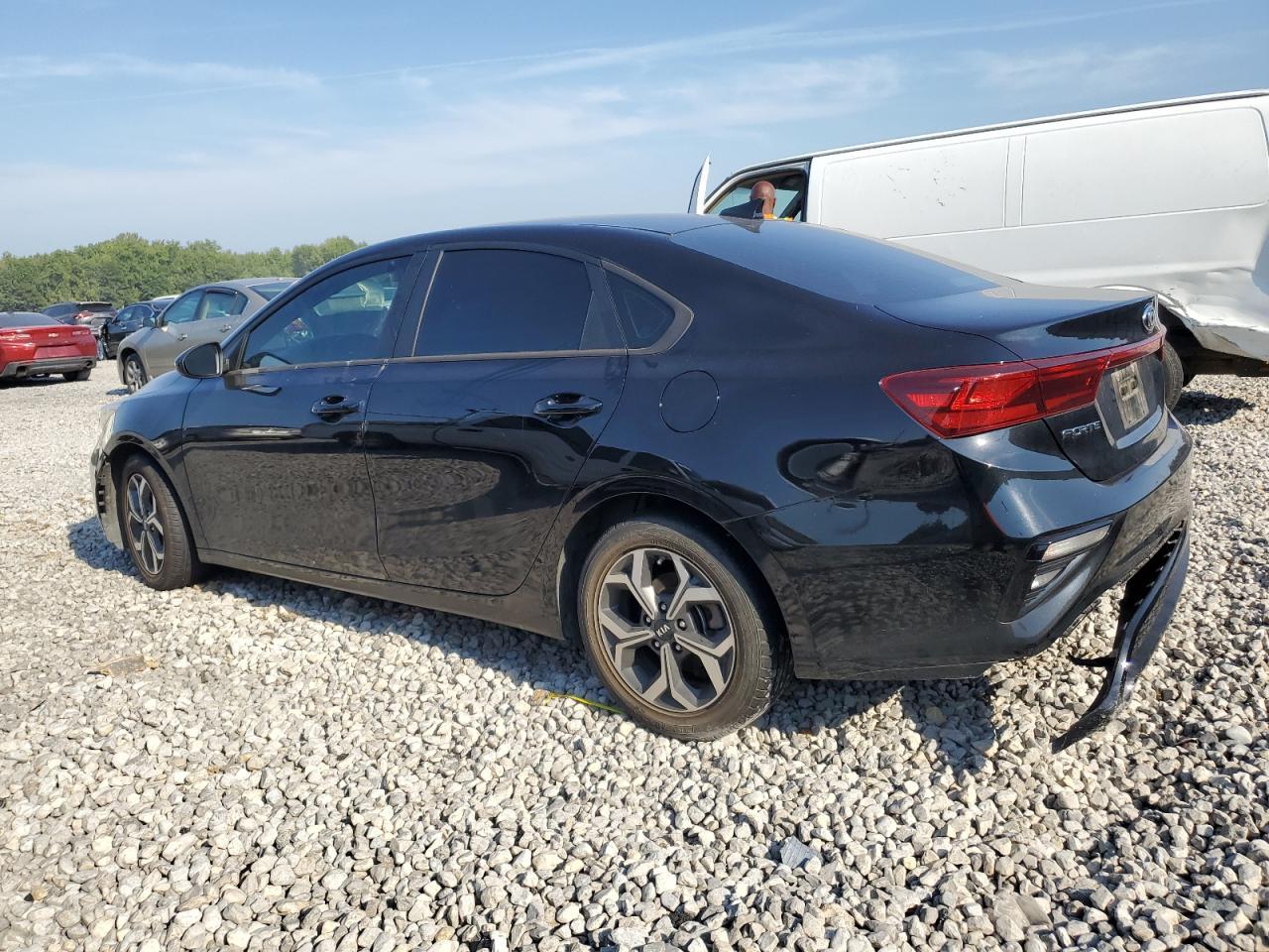 2021 Kia Forte Fe - Фото 2