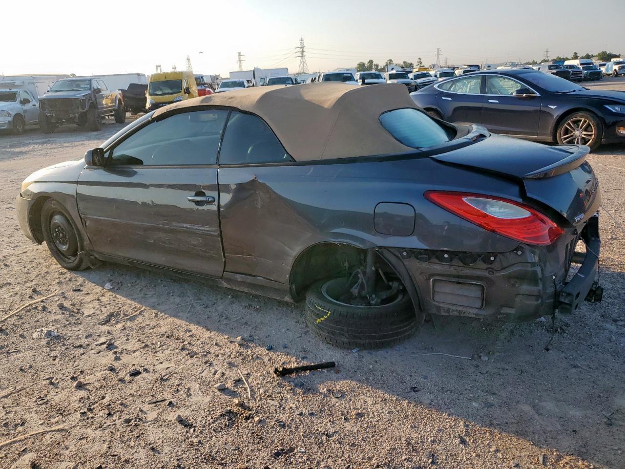 2007 Toyota Camry Solara Se - Image 2