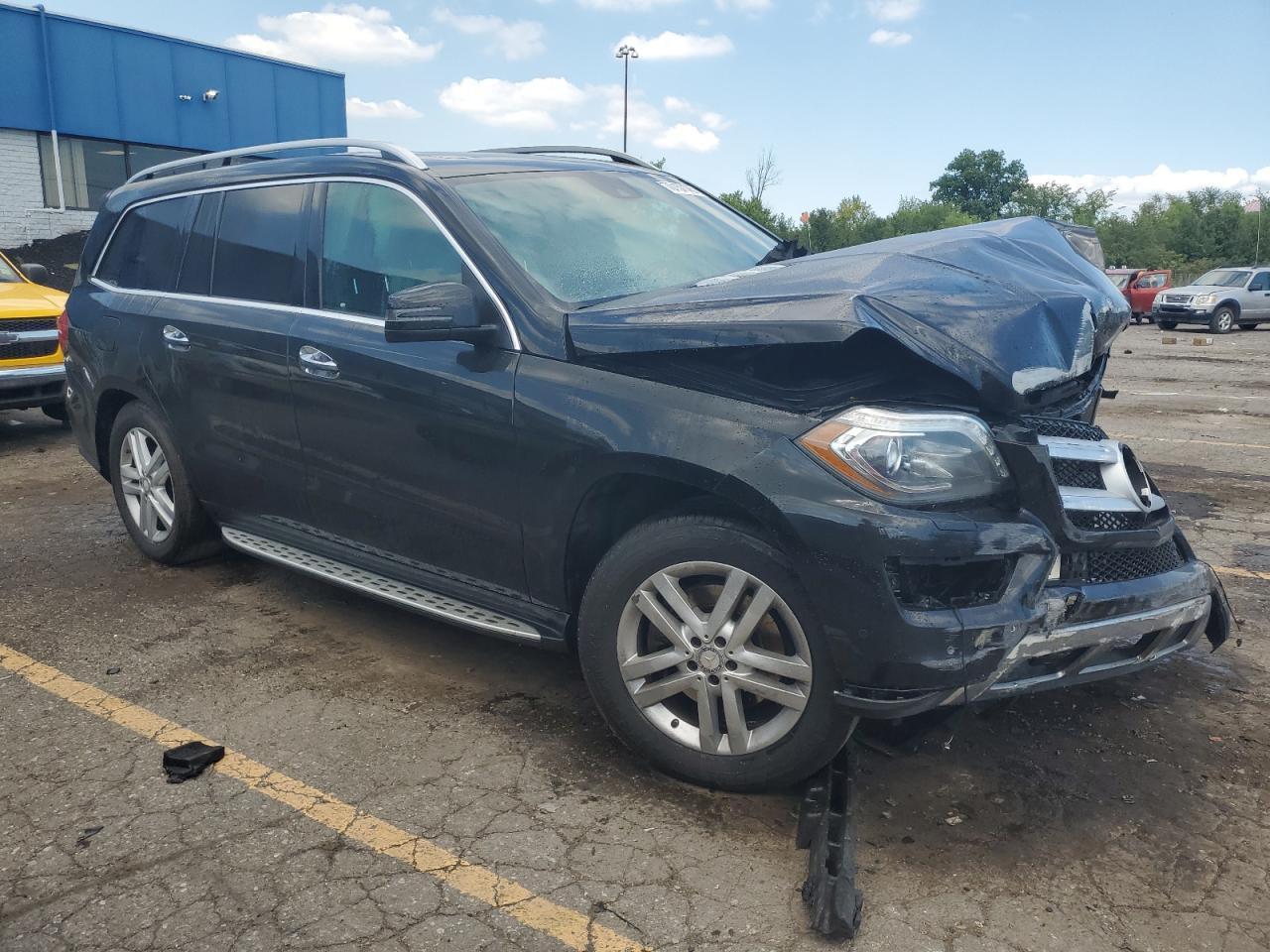 2014 Mercedes-Benz Gl 450 4Matic - Image 4