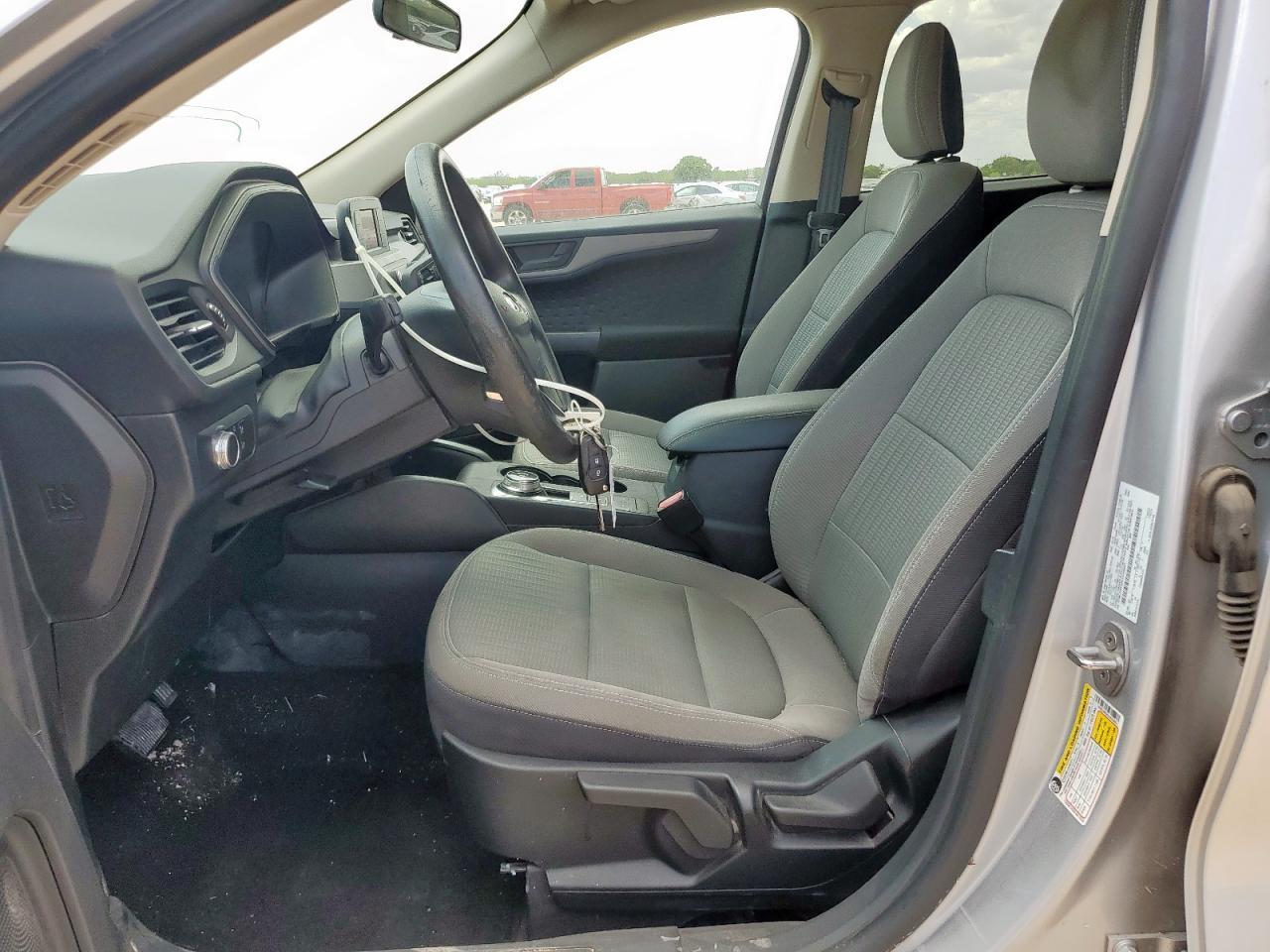 2020 Ford Escape S - Фото 7