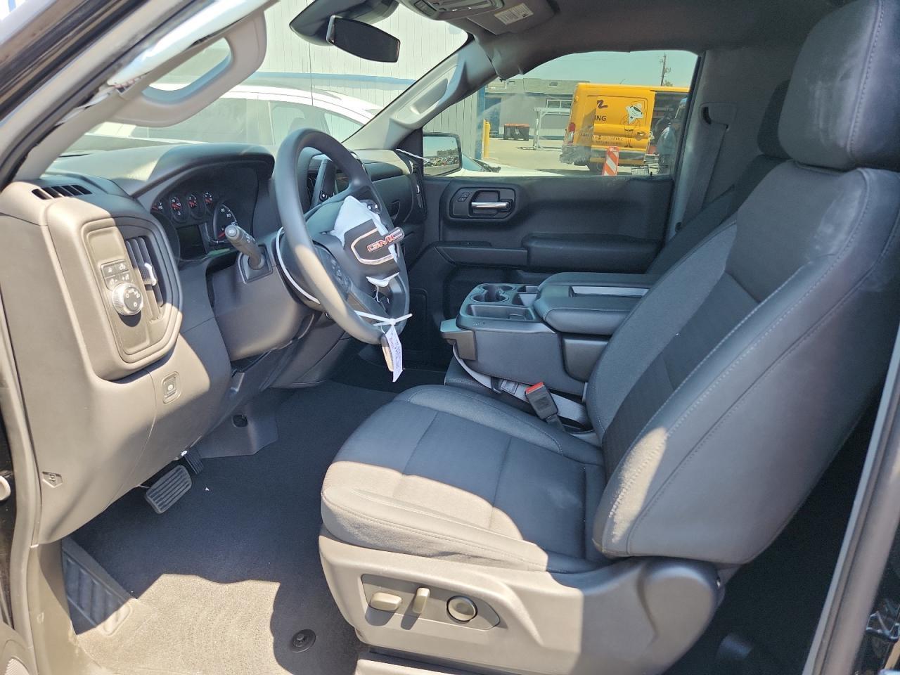 2024 GMC Sierra C1500 - Image 7