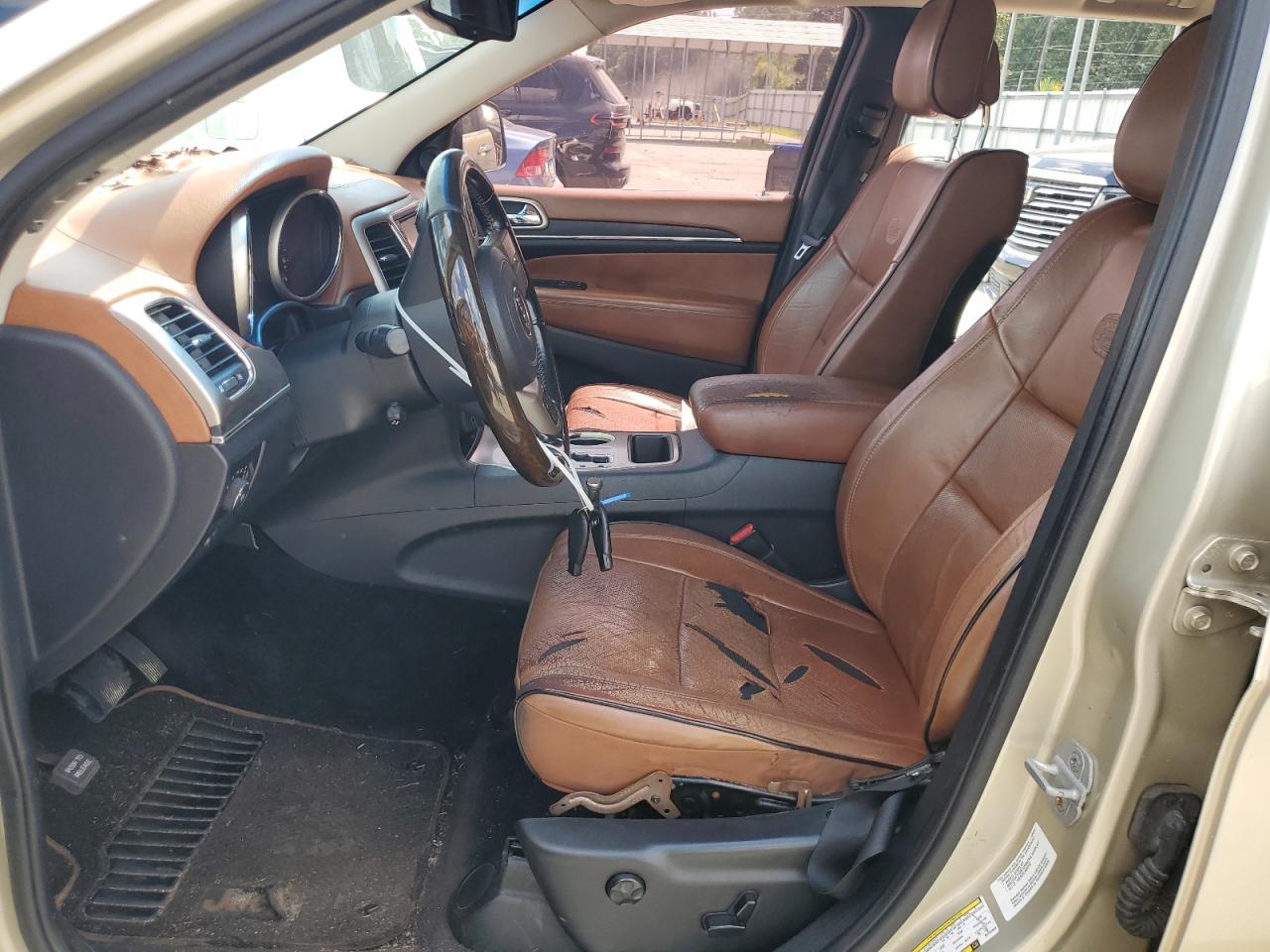 2011 Jeep Grand Cherokee Overland - Image 7