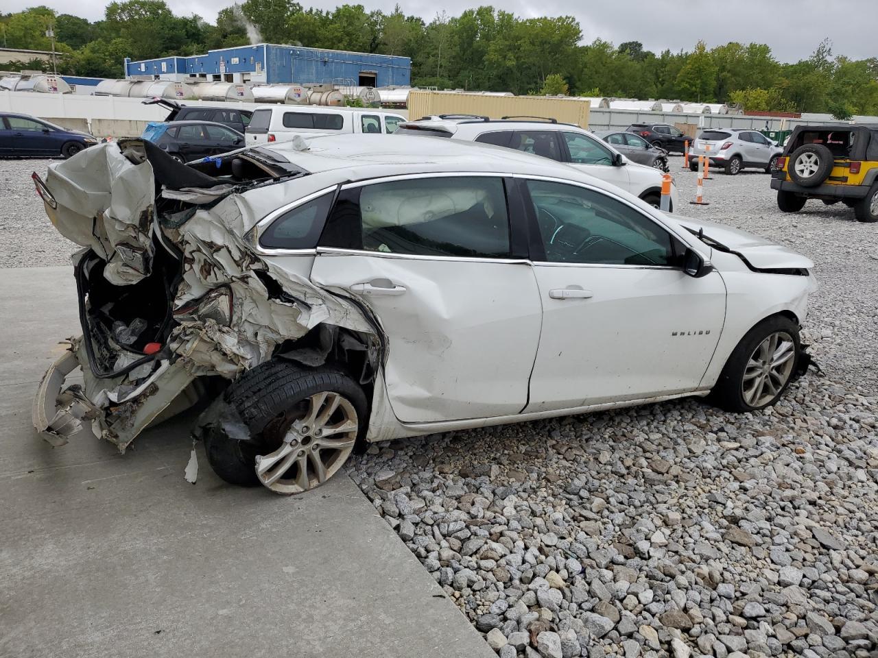 2017 Chevrolet Malibu Lt - Фото 3