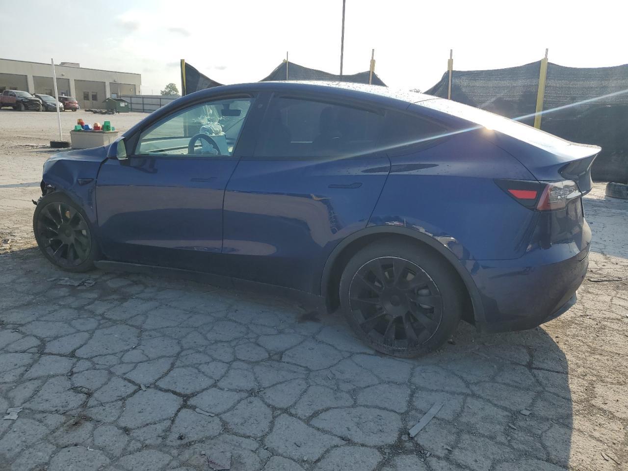 2020 Tesla Model Y - Фото 2