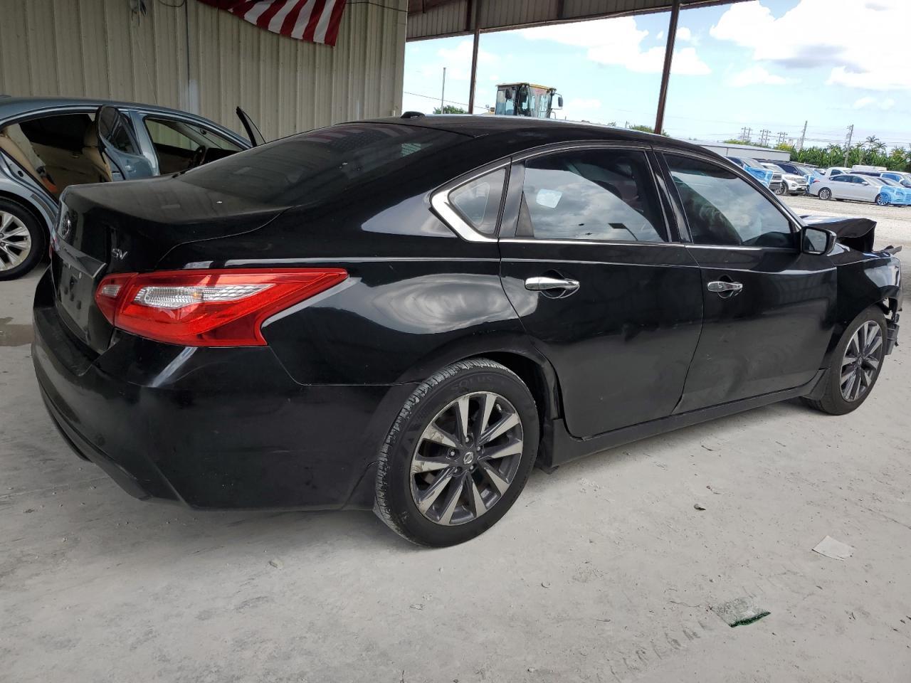 2016 Nissan Altima 2.5 - Image 3