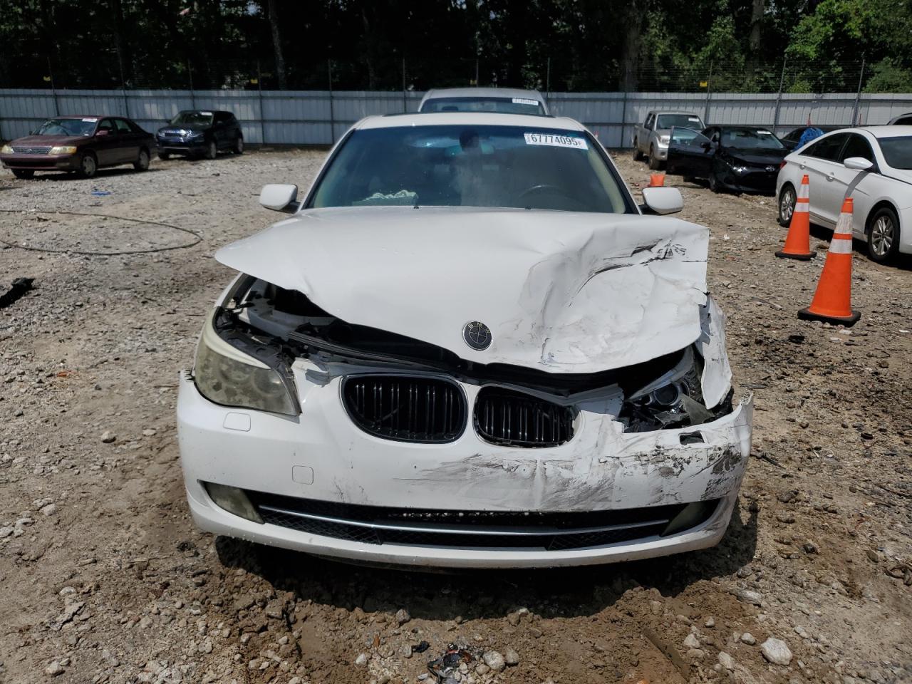 2009 BMW 528 I - Image 5