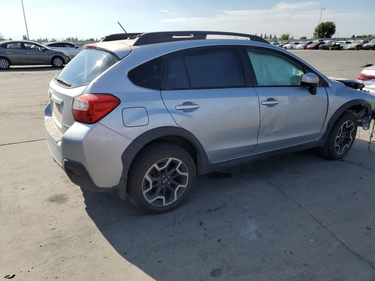 2016 Subaru Crosstrek Premium - Фото 3