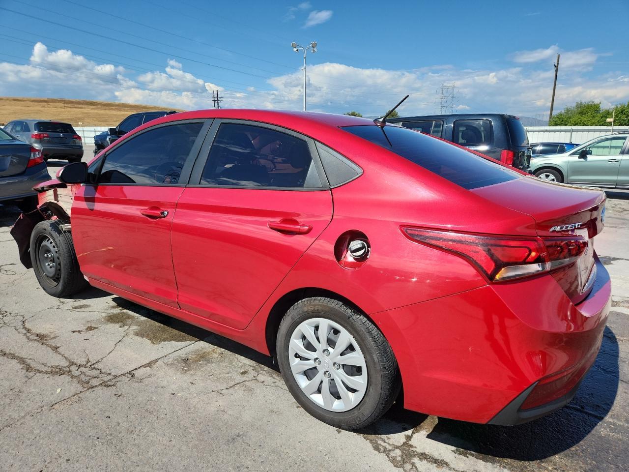 2019 Hyundai Accent Se - Фото 2