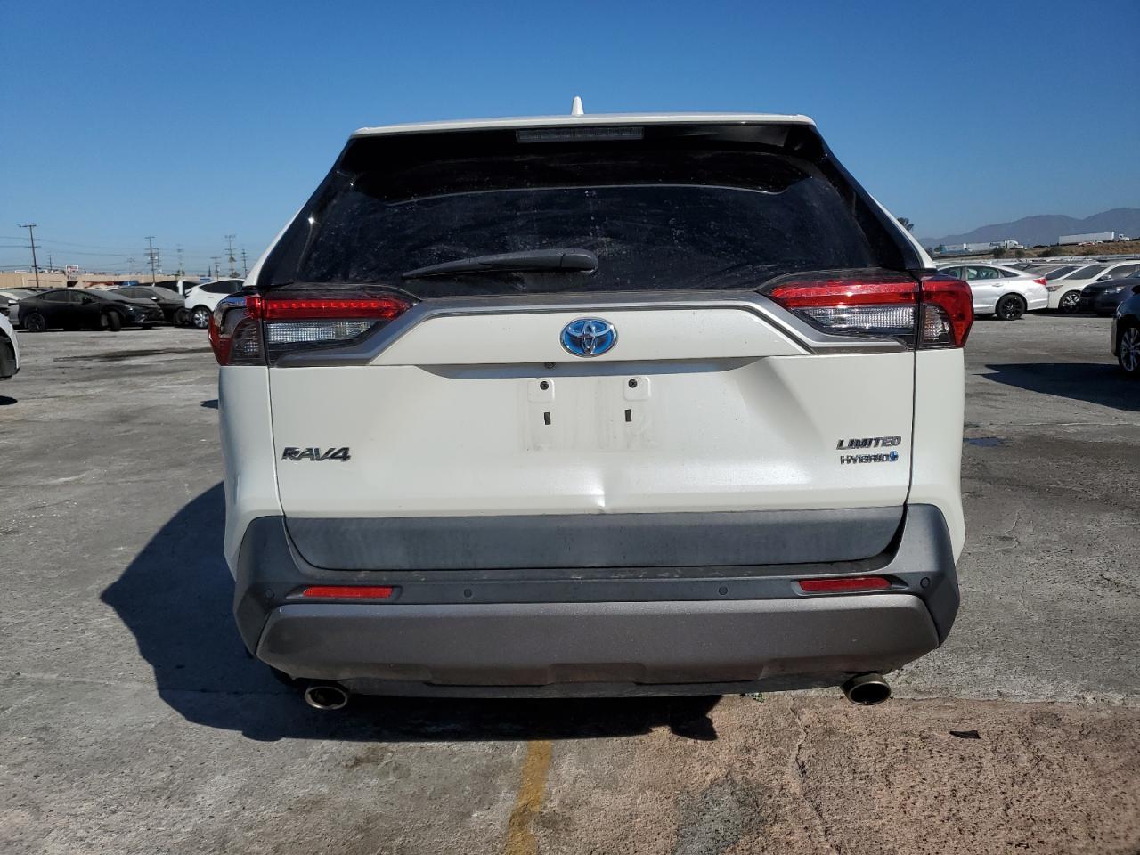 2019 Toyota Rav4 Limited - Image 6