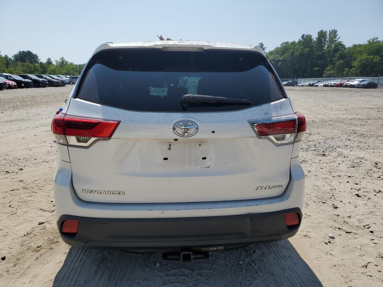 2019 Toyota Highlander Se - Фото 6