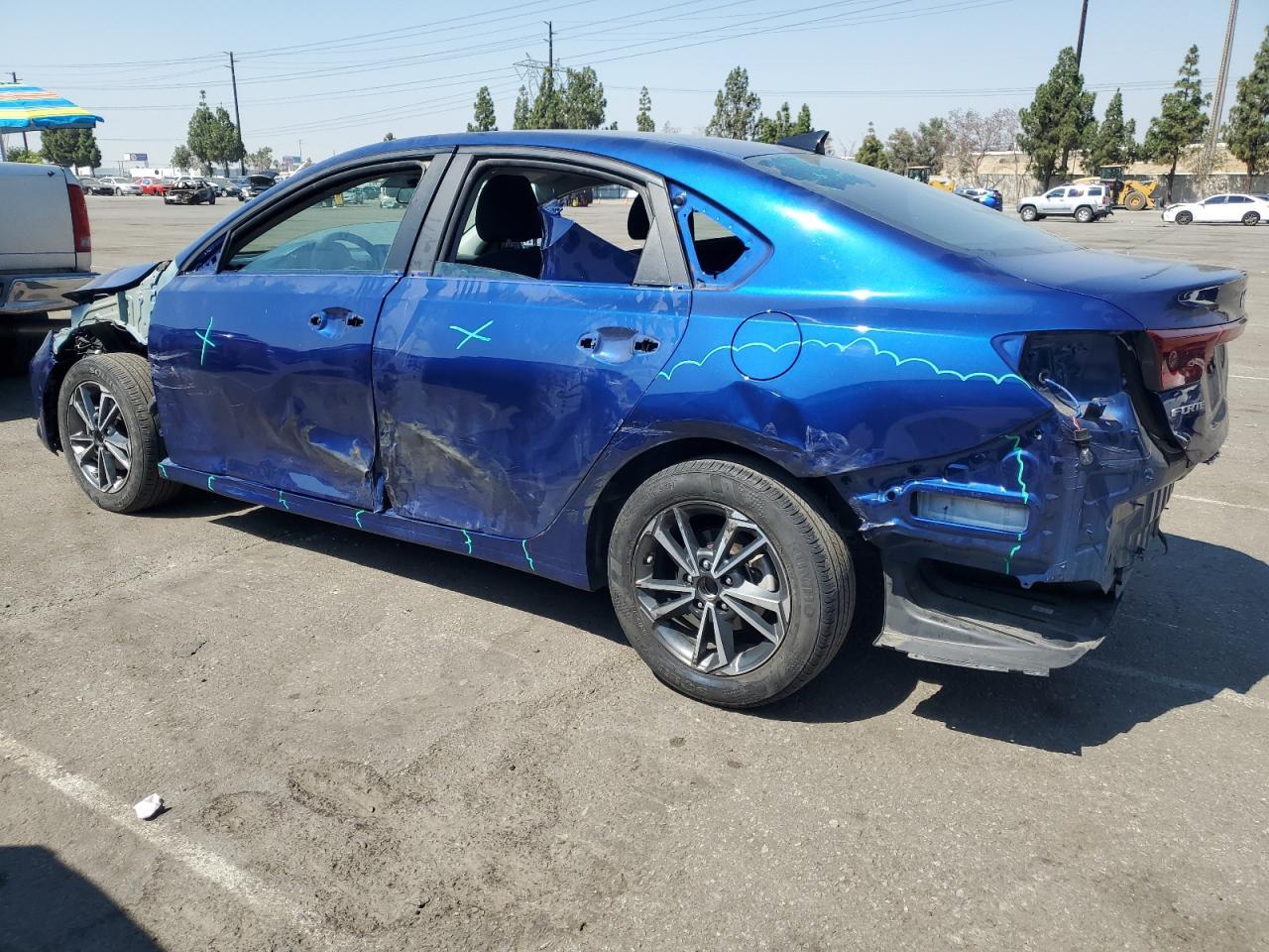 2023 Kia Forte Lx - Фото 2