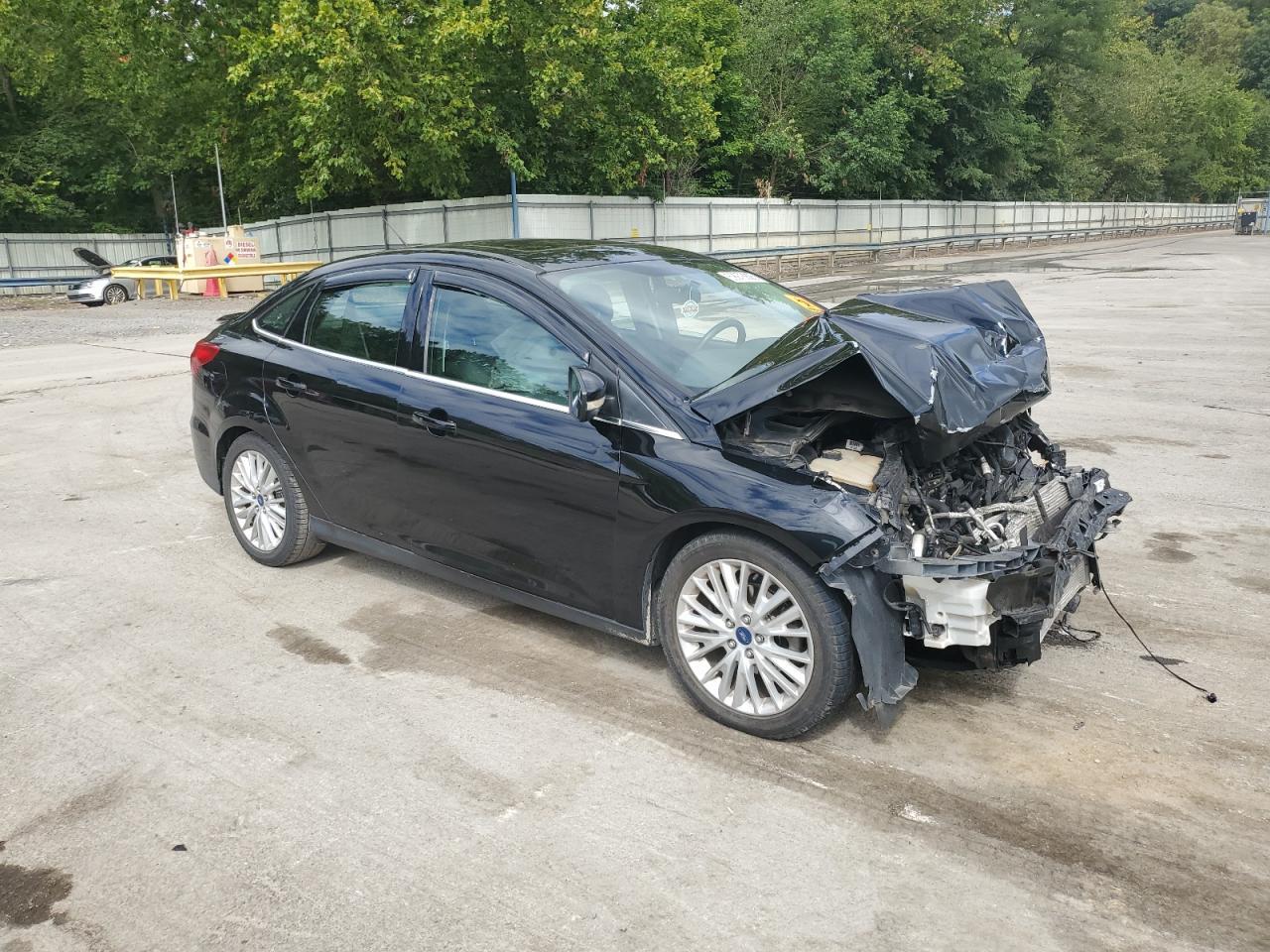 2017 Ford Focus Titanium - Фото 4