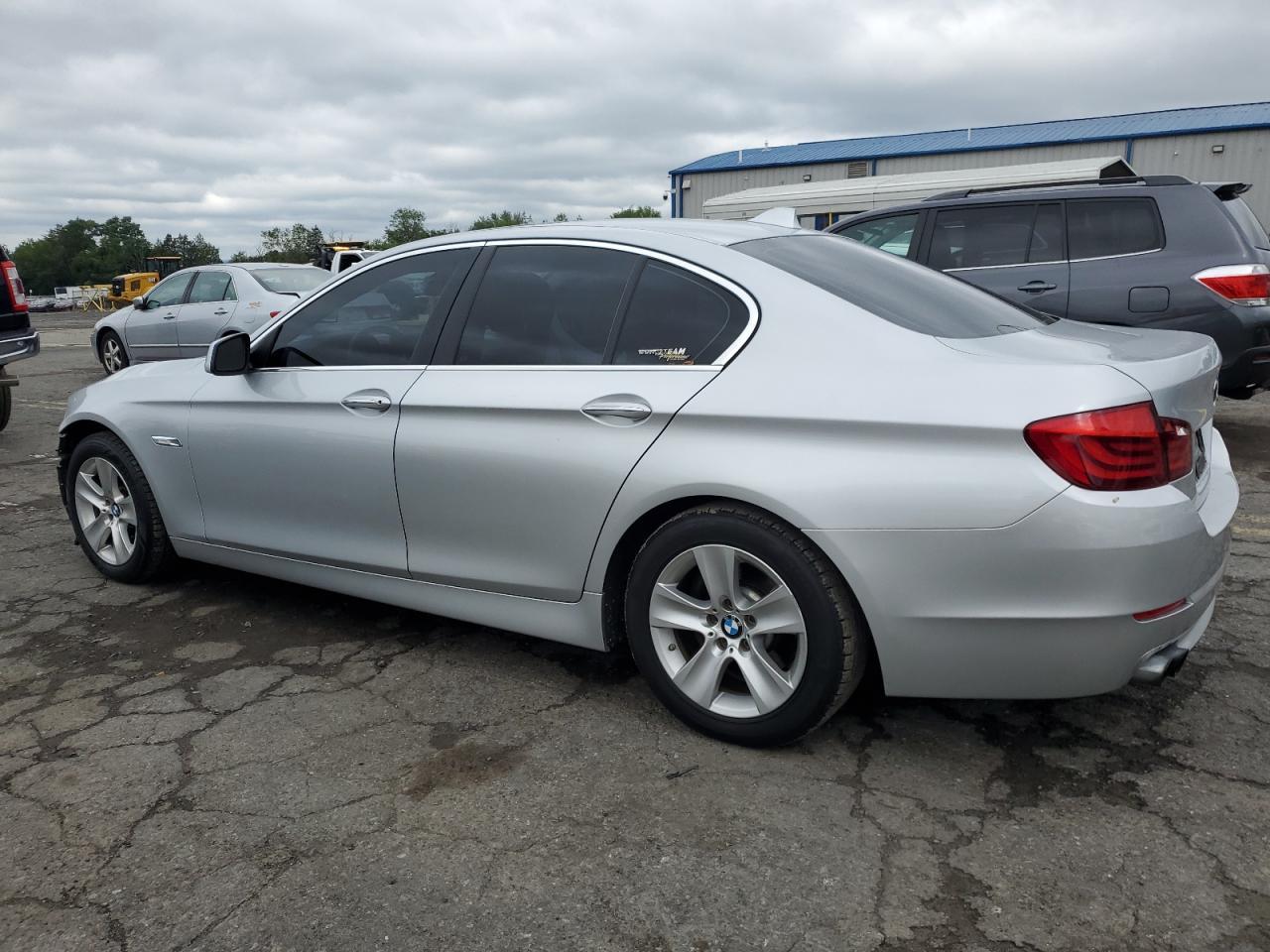 2013 BMW 528 I - Image 2