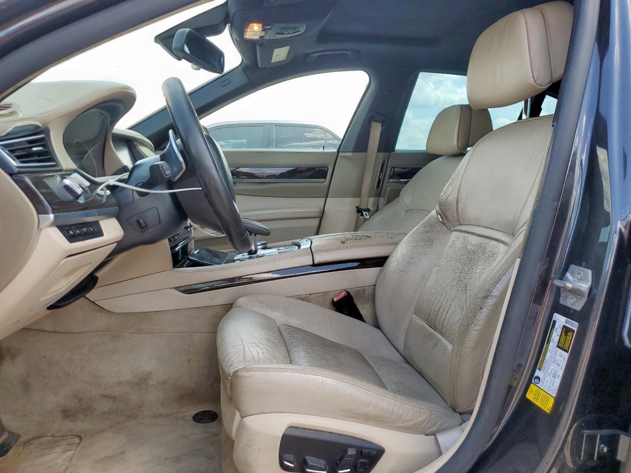 2015 BMW 750 I - Фото 7