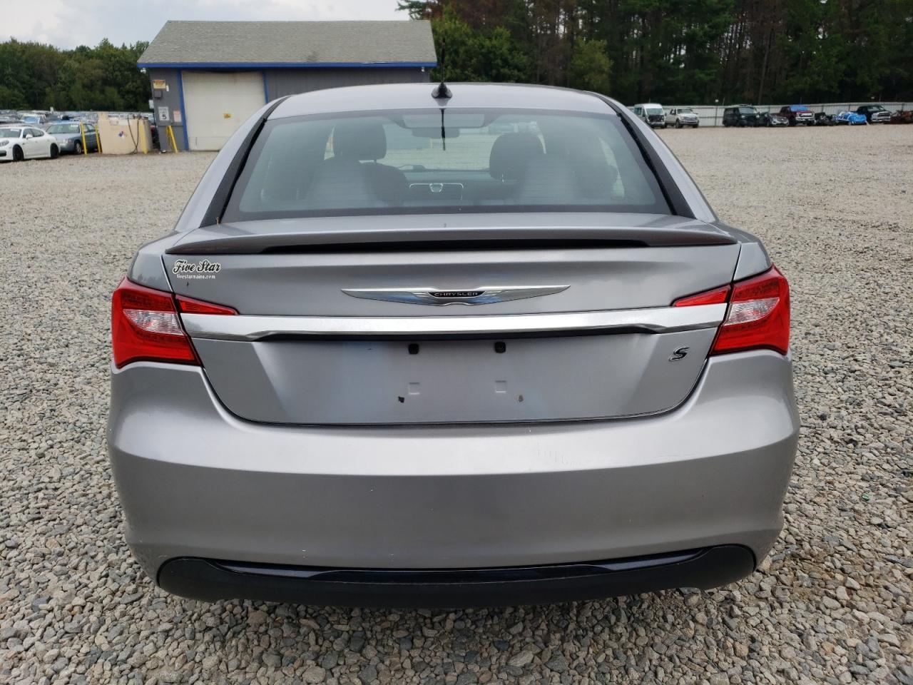 2014 Chrysler 200 Touring - Image 6