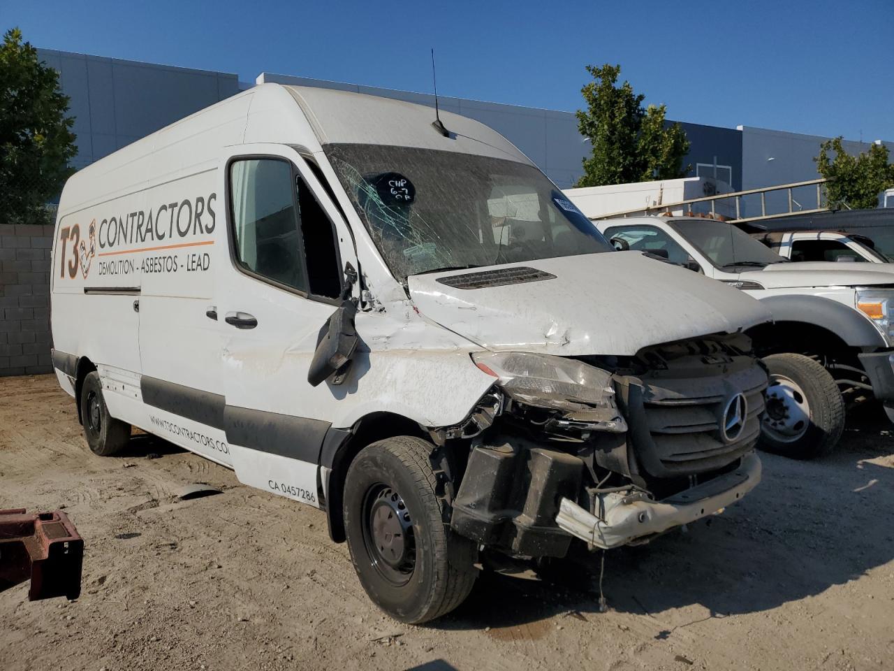 2022 Mercedes-Benz Sprinter 2500 - Фото 4