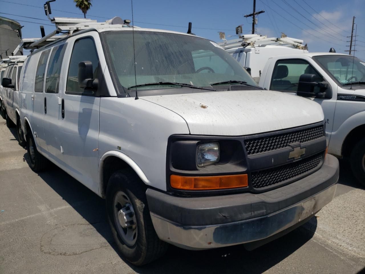 2014 Chevrolet Express G2500 Cargo - Prior Fleet - Image 4