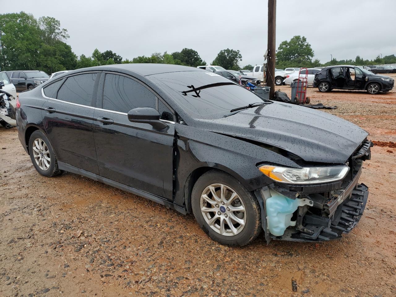 2016 Ford Fusion S - Фото 4
