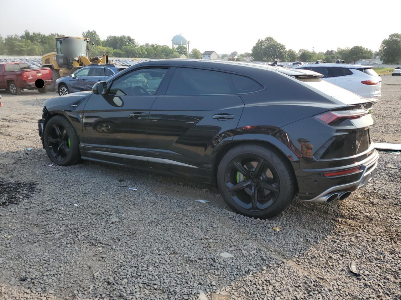 2020 Lamborghini Urus - Image 2