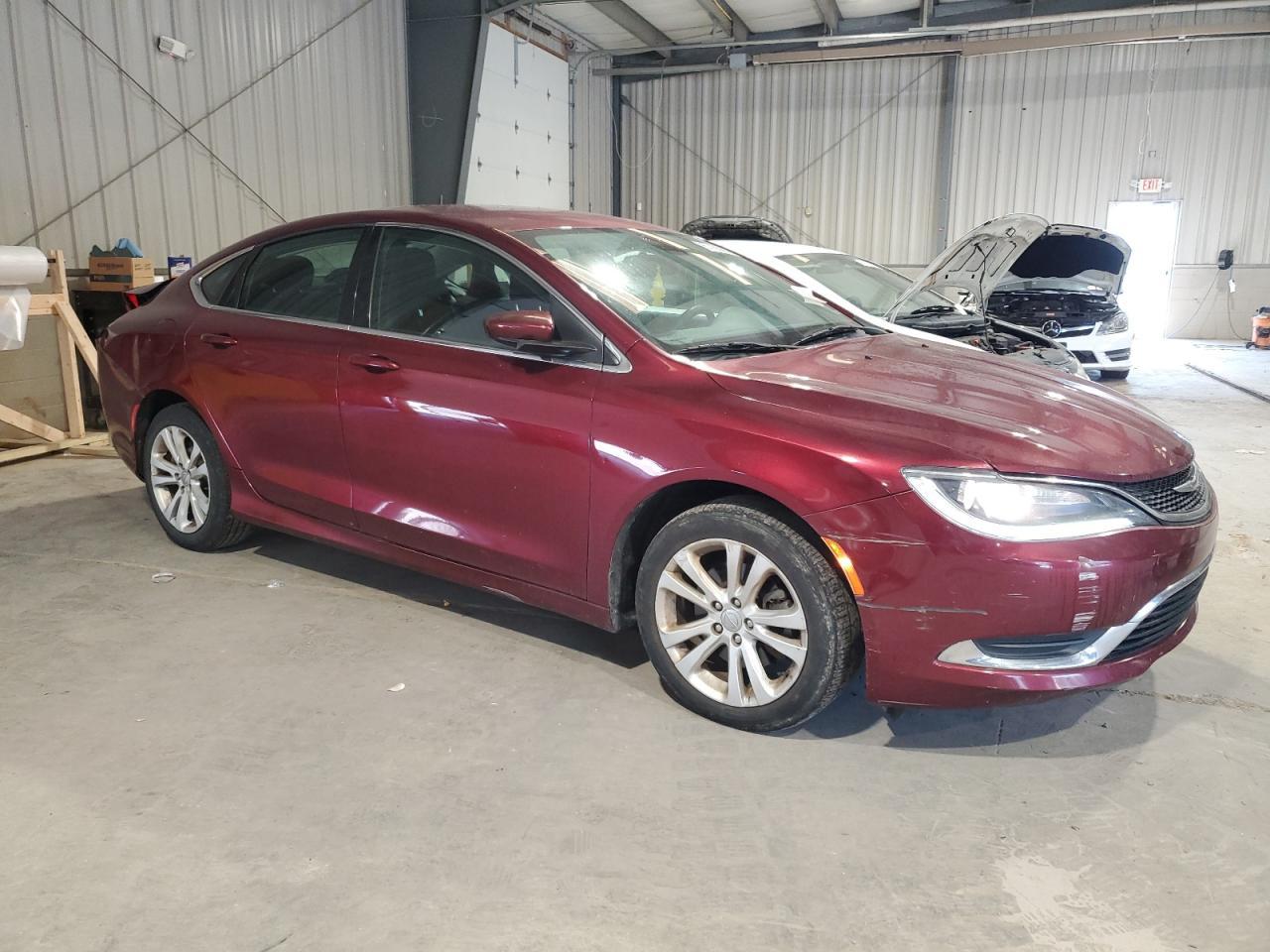 2015 Chrysler 200 Limited - Image 4