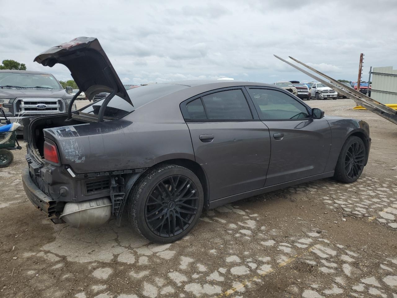 2014 Dodge Charger Se - Image 3