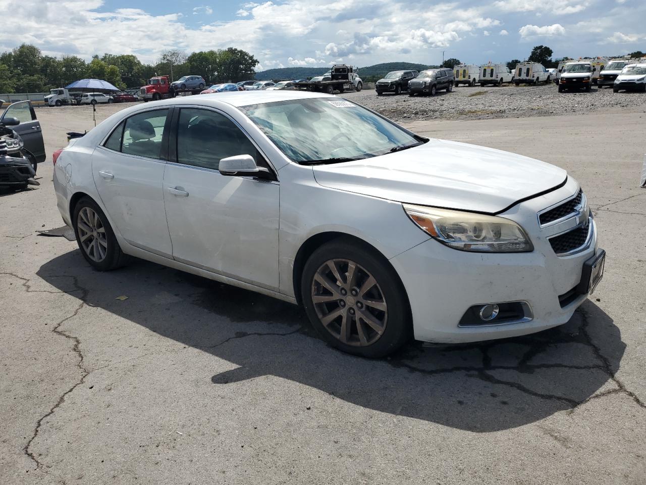 2013 Chevrolet Impala - Фото 4