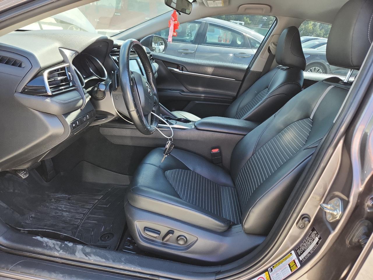2019 Toyota Camry L - Image 7