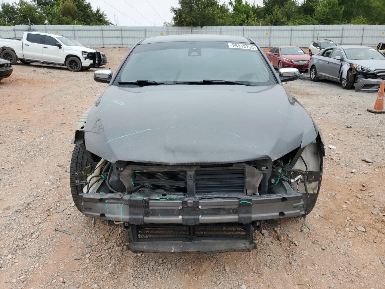 2019 Ford Taurus Limited - Image 5