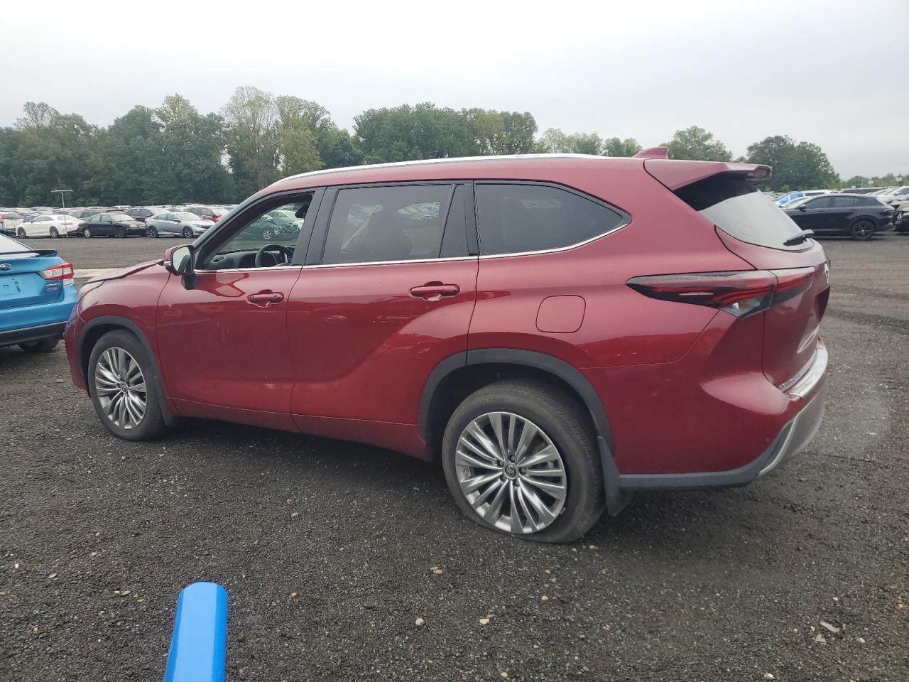 2024 Toyota Highlander Le - Фото 2