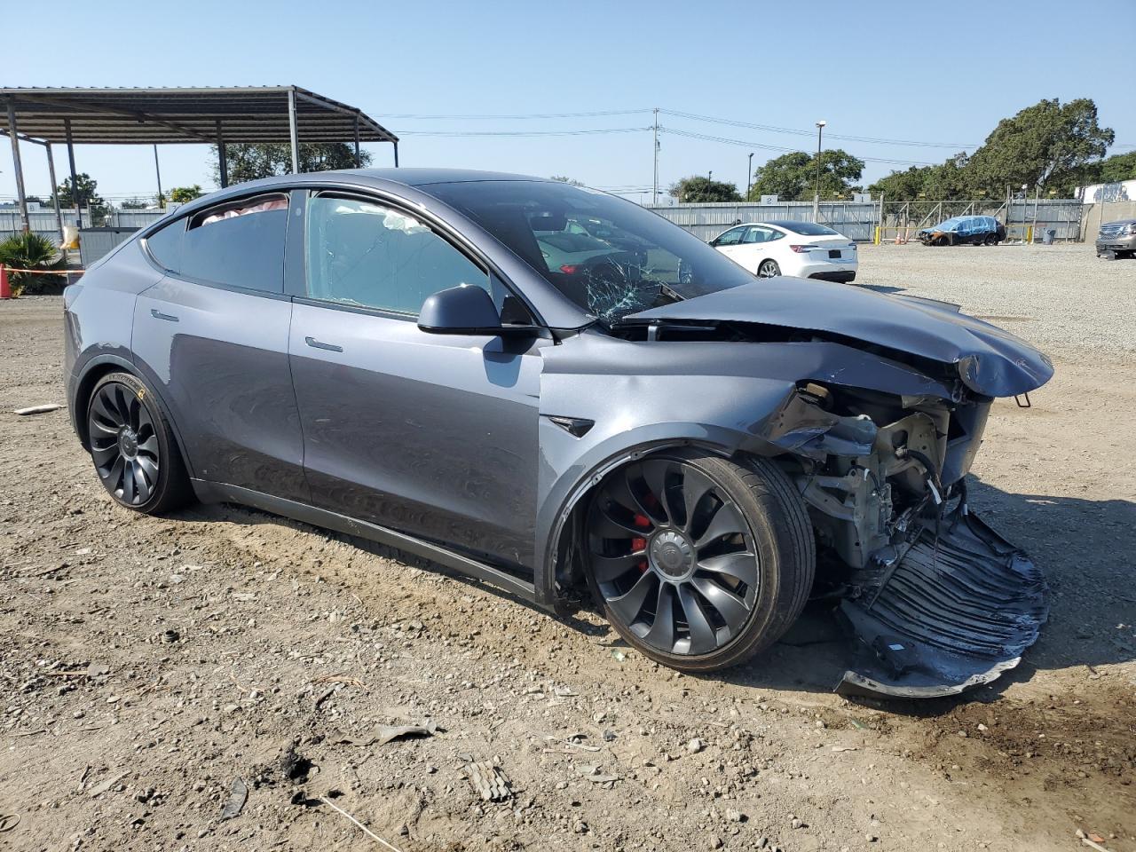 2022 Tesla Model Y - Фото 4