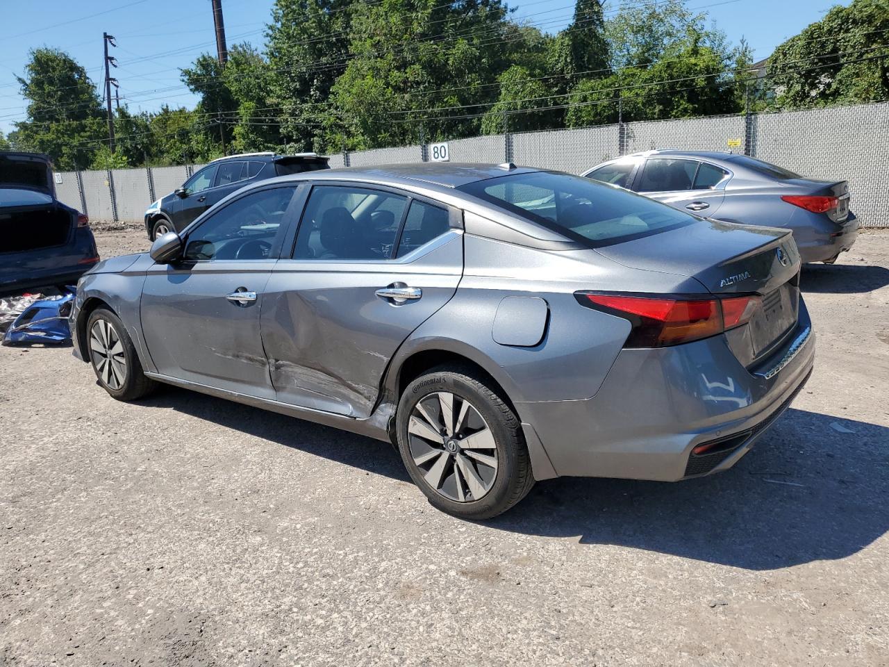 2021 Nissan Altima Sv - Image 2