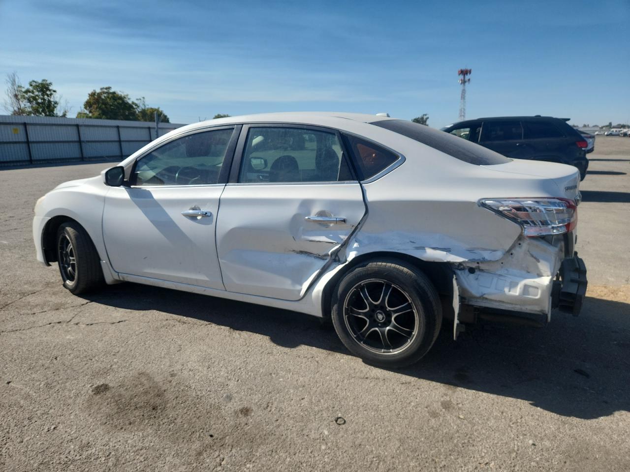 2013 Nissan Sentra S - Фото 2