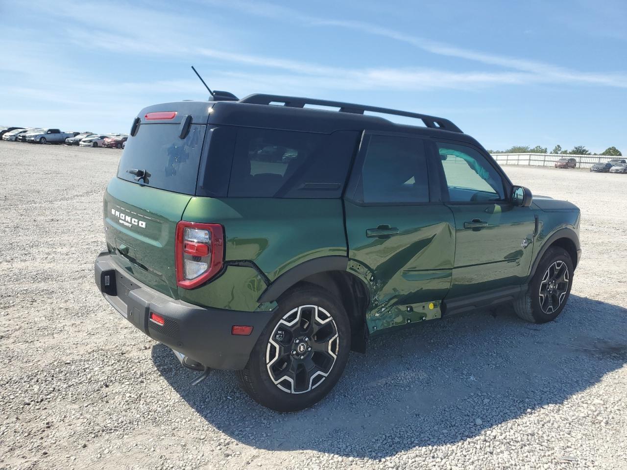 2025 Ford Bronco Sport Outer Banks - Фото 3