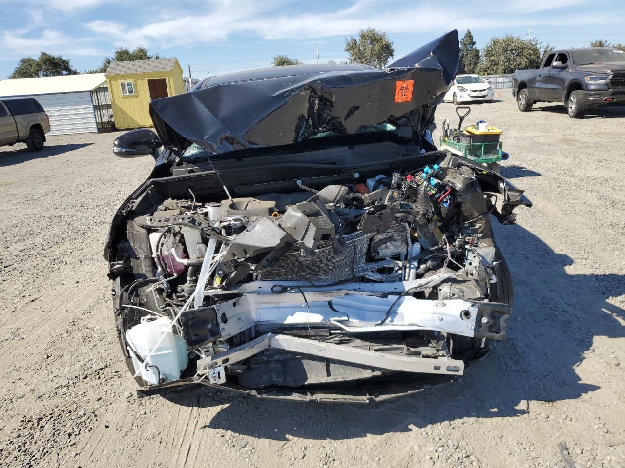 2022 Toyota Venza Le - Image 5