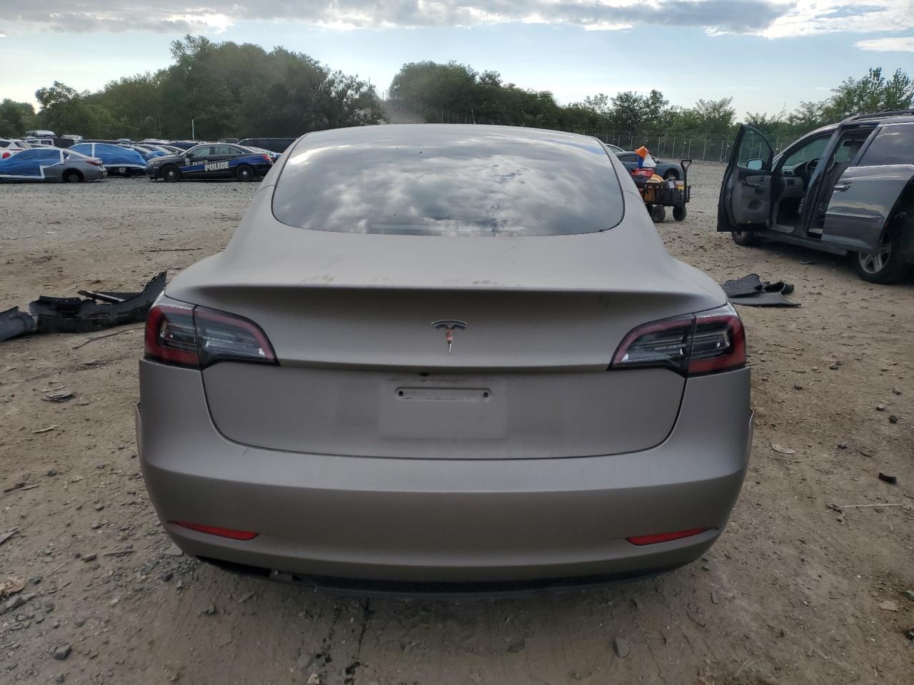 2023 Tesla Model 3 - Фото 6
