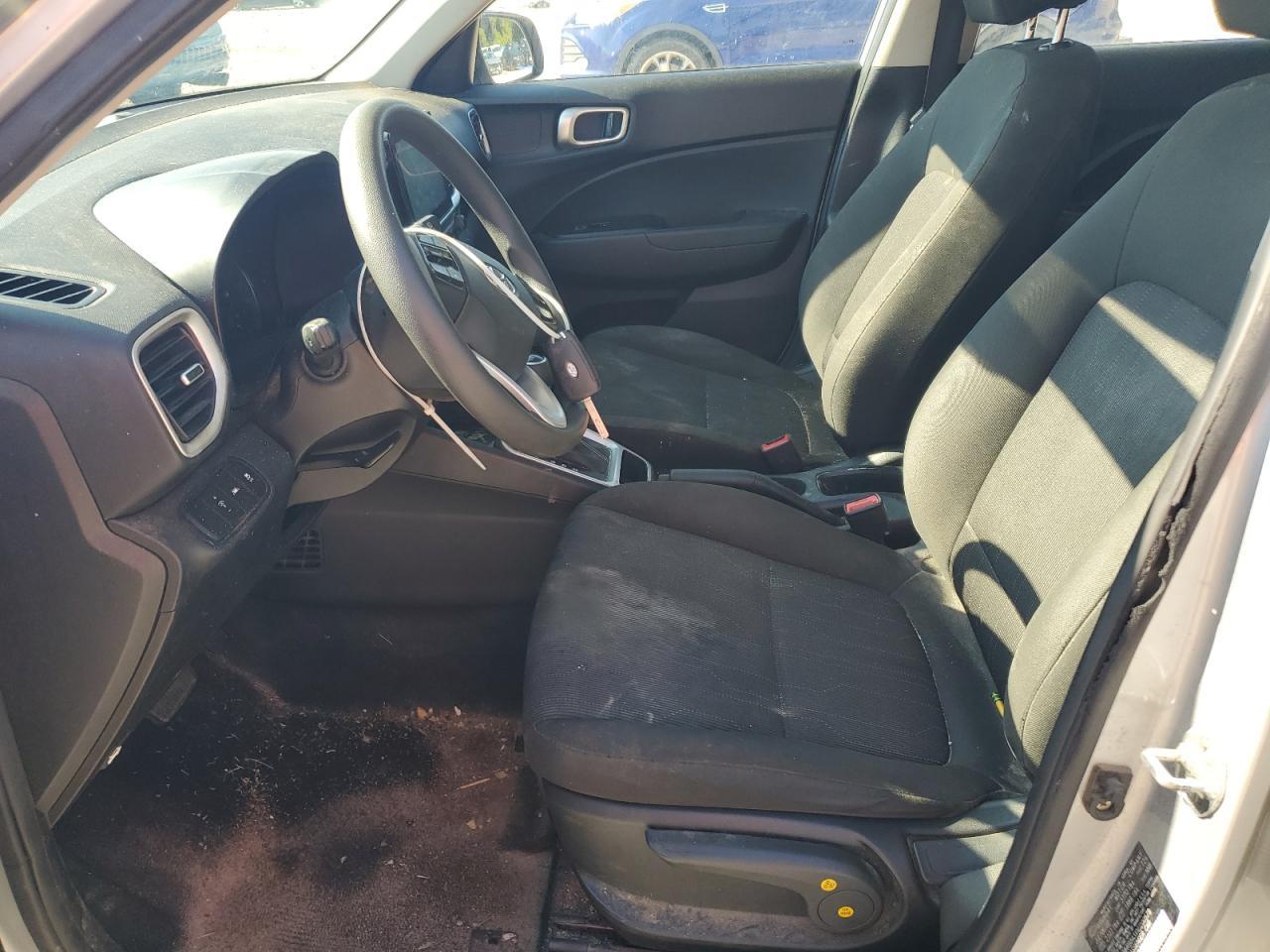 2022 Hyundai Venue Se - Image 7