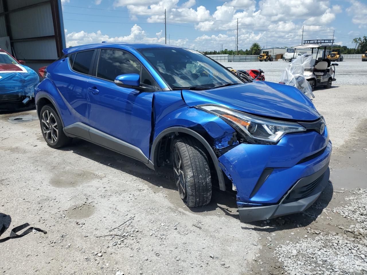 2019 Toyota C-Hr Xle - Image 4