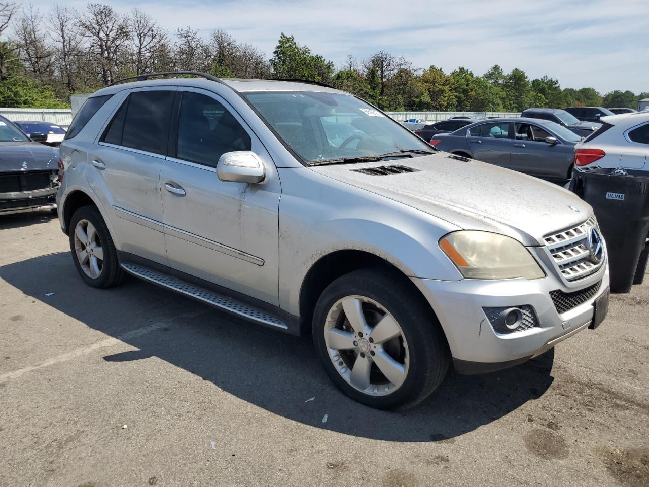 2010 Mercedes-Benz Ml 350 4Matic - Image 4