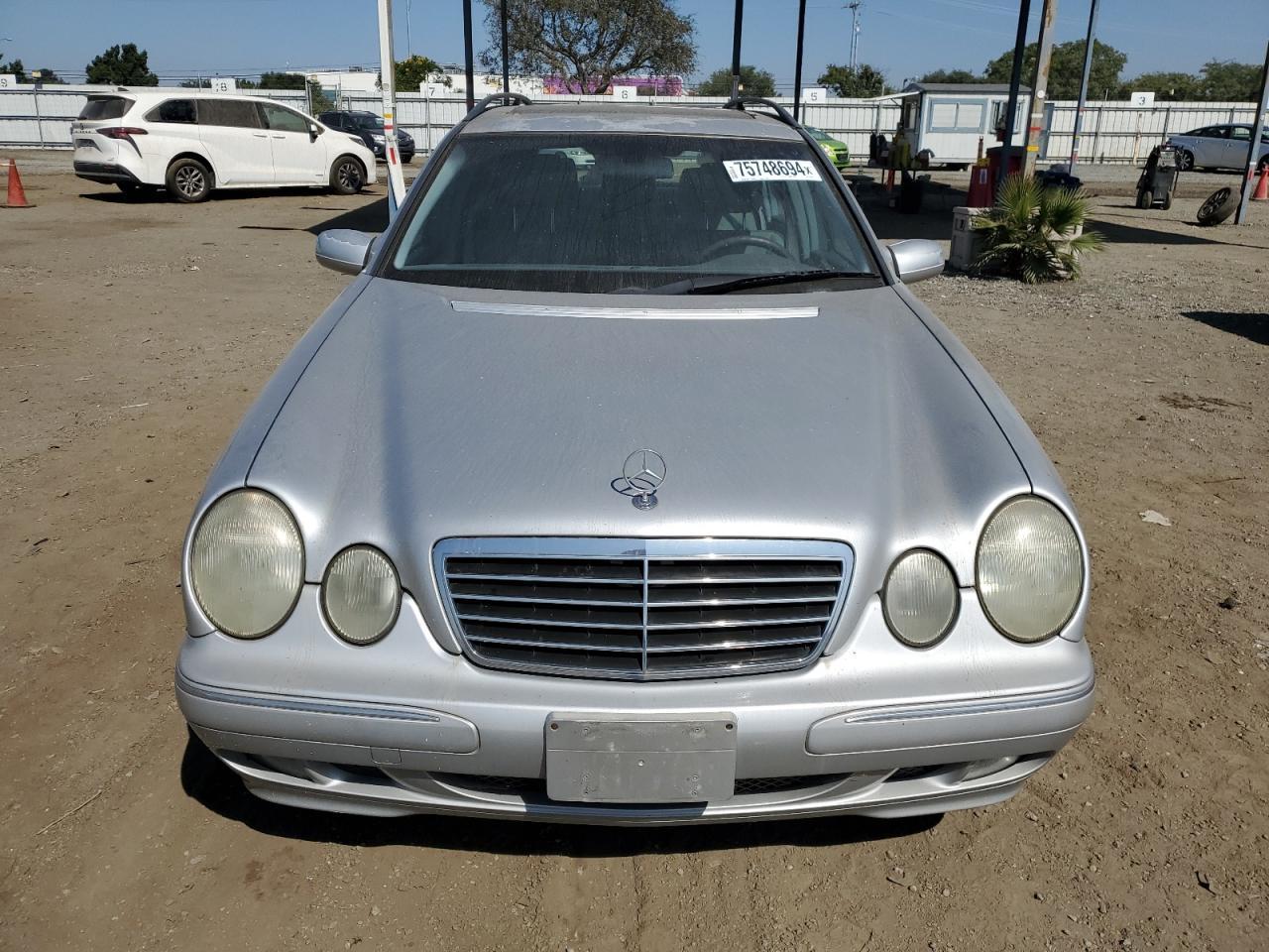 2001 Mercedes-Benz E 320 - Image 5