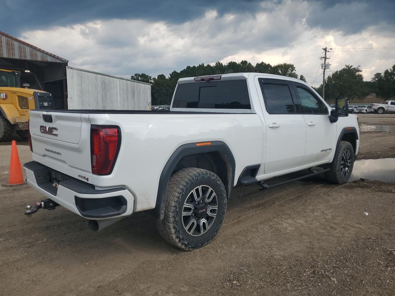 2021 GMC Sierra K2500 At4 - Фото 3