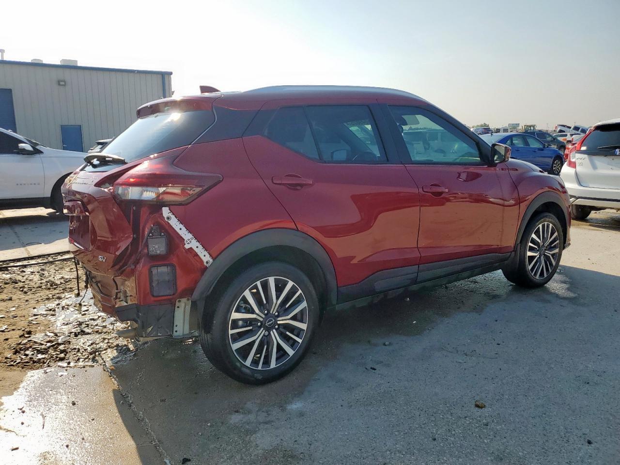 2023 Nissan Kicks Sv - Фото 3