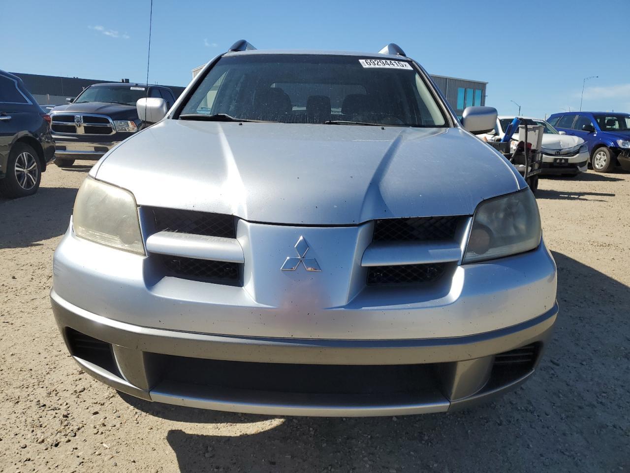 2004 Mitsubishi Outlander Ls - Фото 5