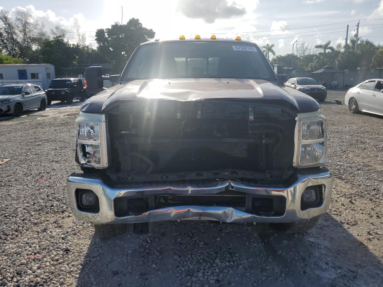 2011 Ford F250 Super Duty - Фото 5