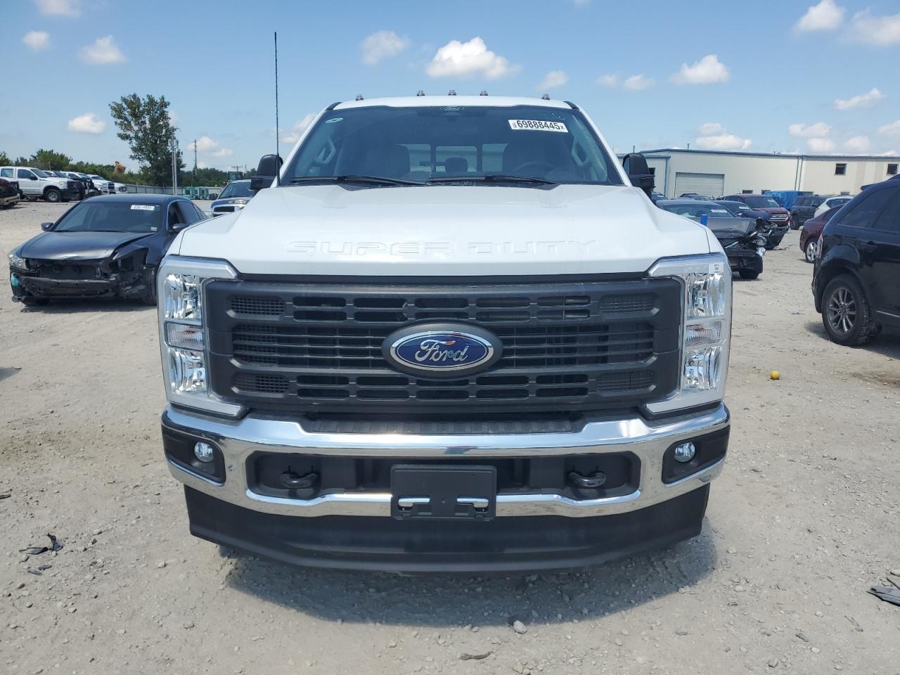 2024 Ford F350 Super Duty - Фото 5