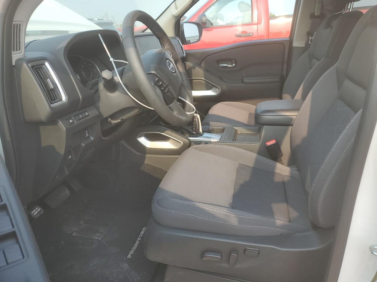 2025 Nissan Frontier S - Фото 7