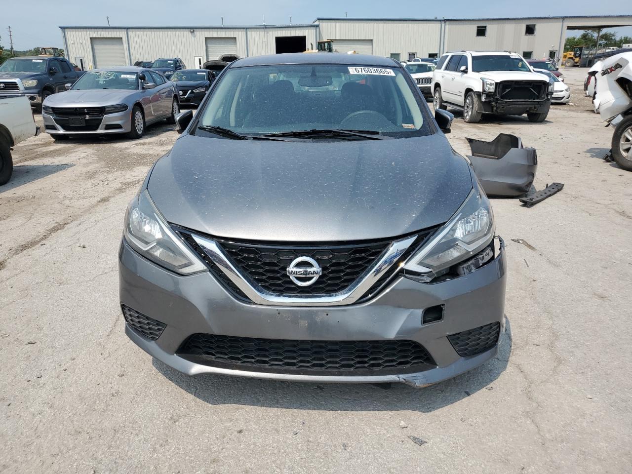 2016 Nissan Sentra S - Фото 5