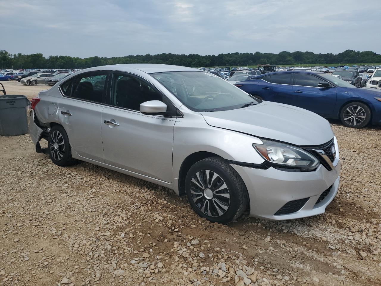 2017 Nissan Sentra S - Image 4