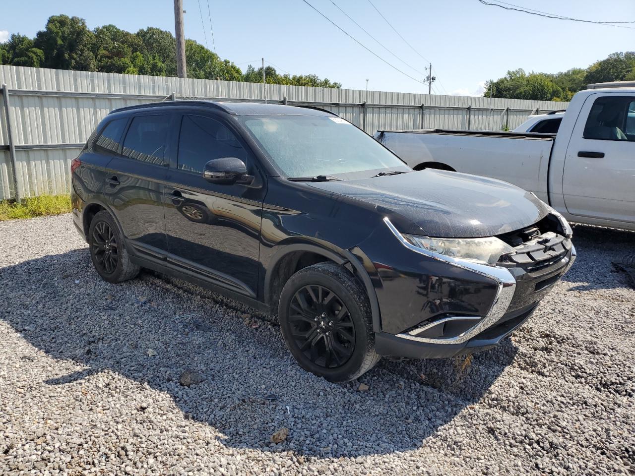 2018 Mitsubishi Outlander Se - Фото 4