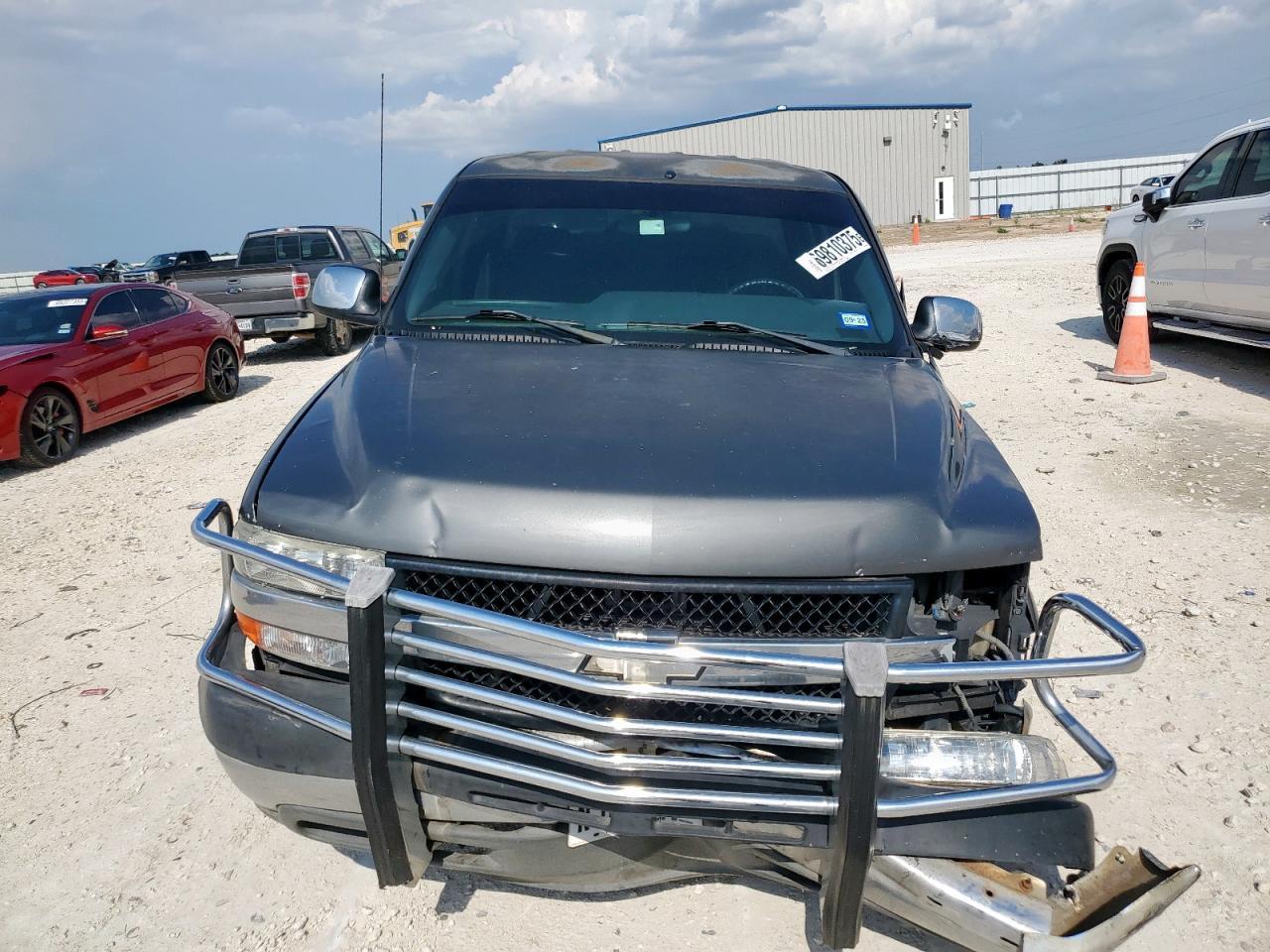 2002 Chevrolet Silverado C2500 Heavy Duty - Image 5